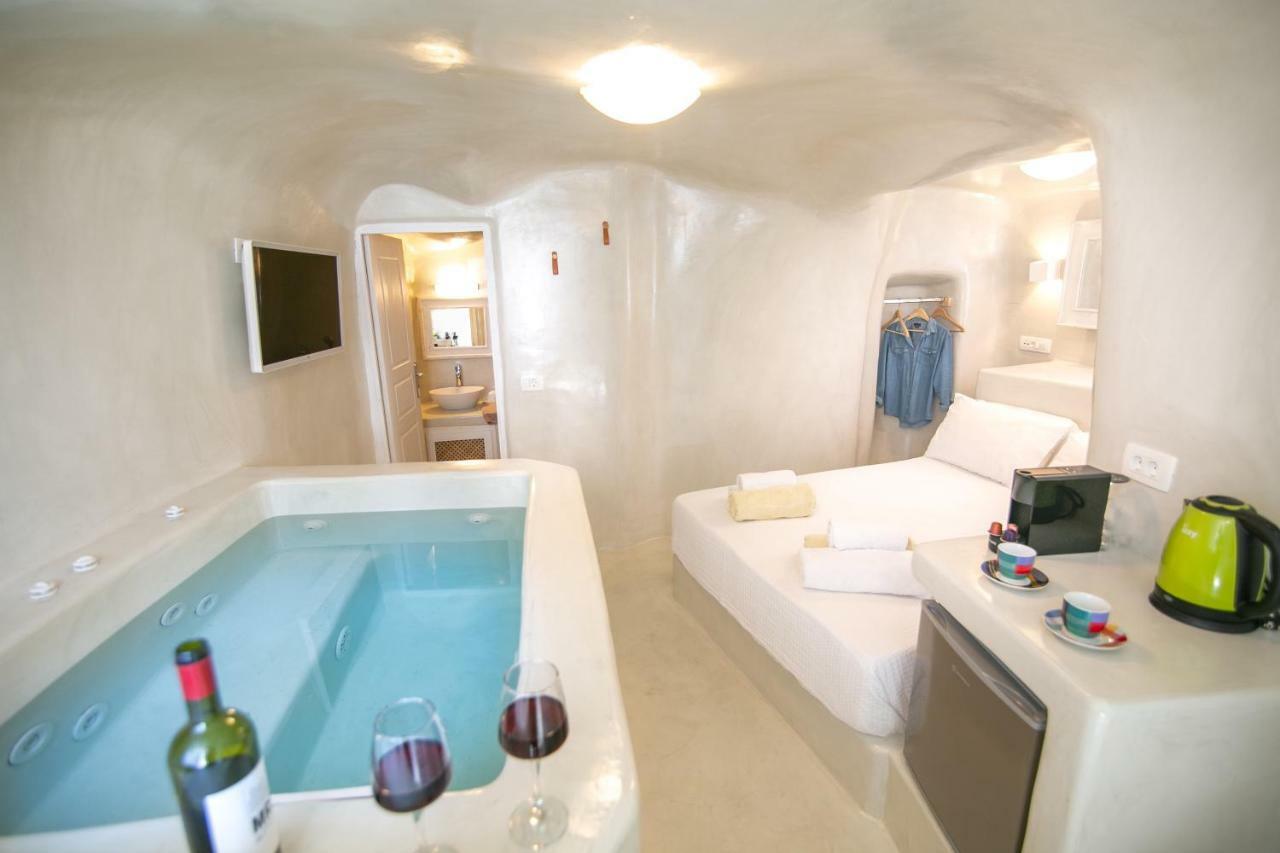 イア White Cave Houseヴィラ エクステリア 写真